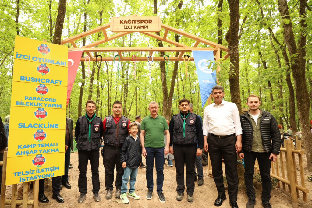 Başkanımız, Bi Dünya Eğlence Kağıtspor İzci Kampını Ziyaret Etti