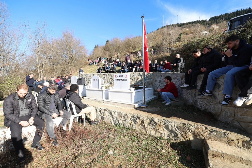 Emre Yazgan'ı Dualar İle Andık