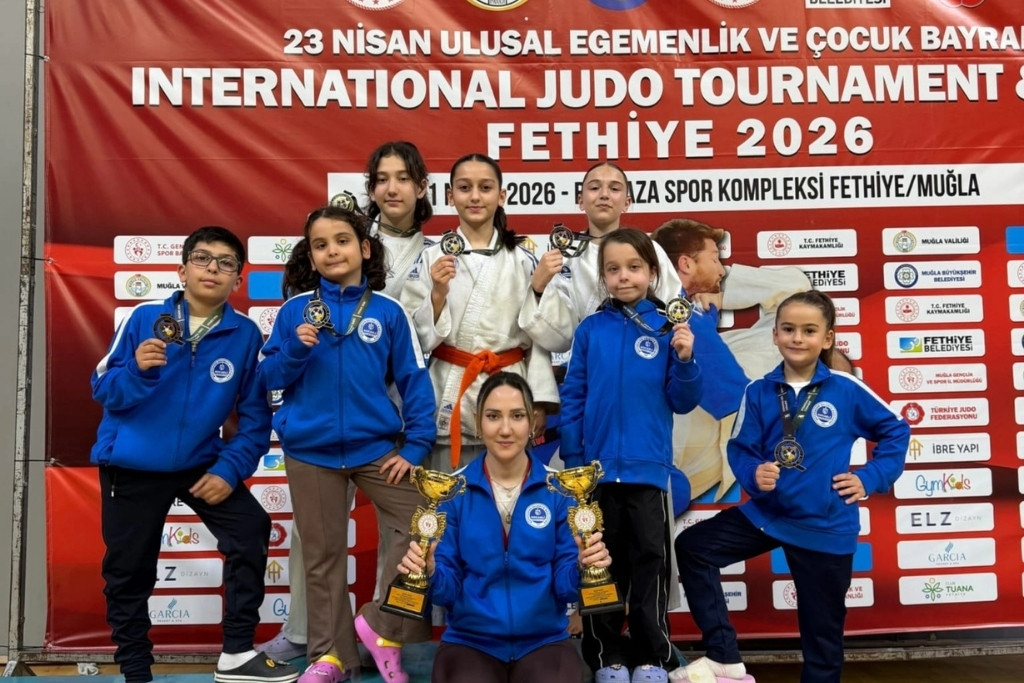 Muğlada Zirve Kağıtspor'un