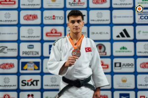 Berkay Avrupadan Bronz İle Döndü